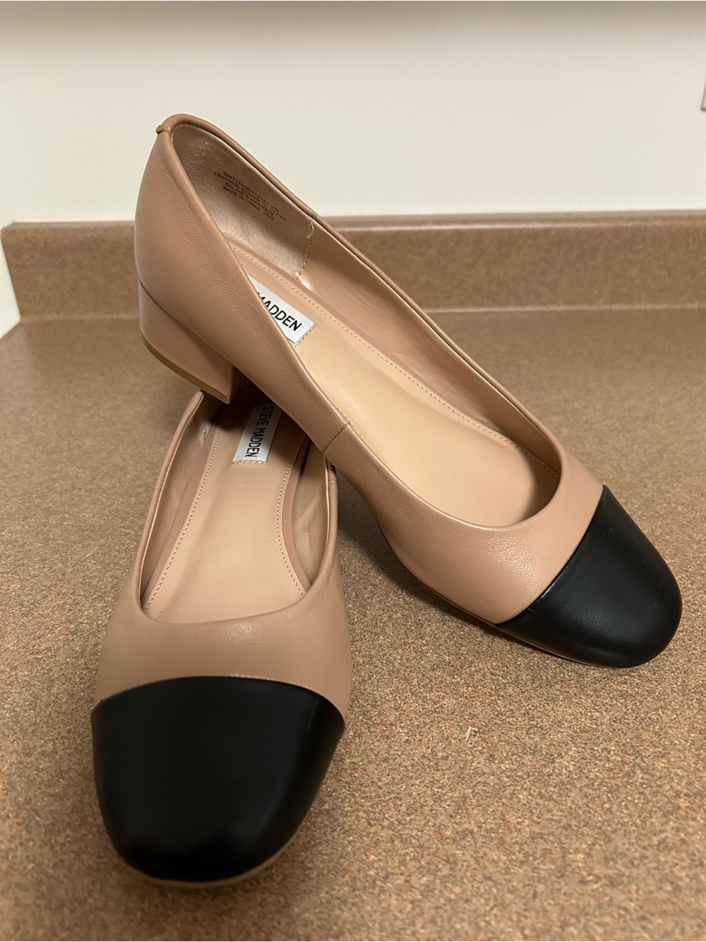 Steve Madden Two-Tone Nude and Black Low Heel Pumps